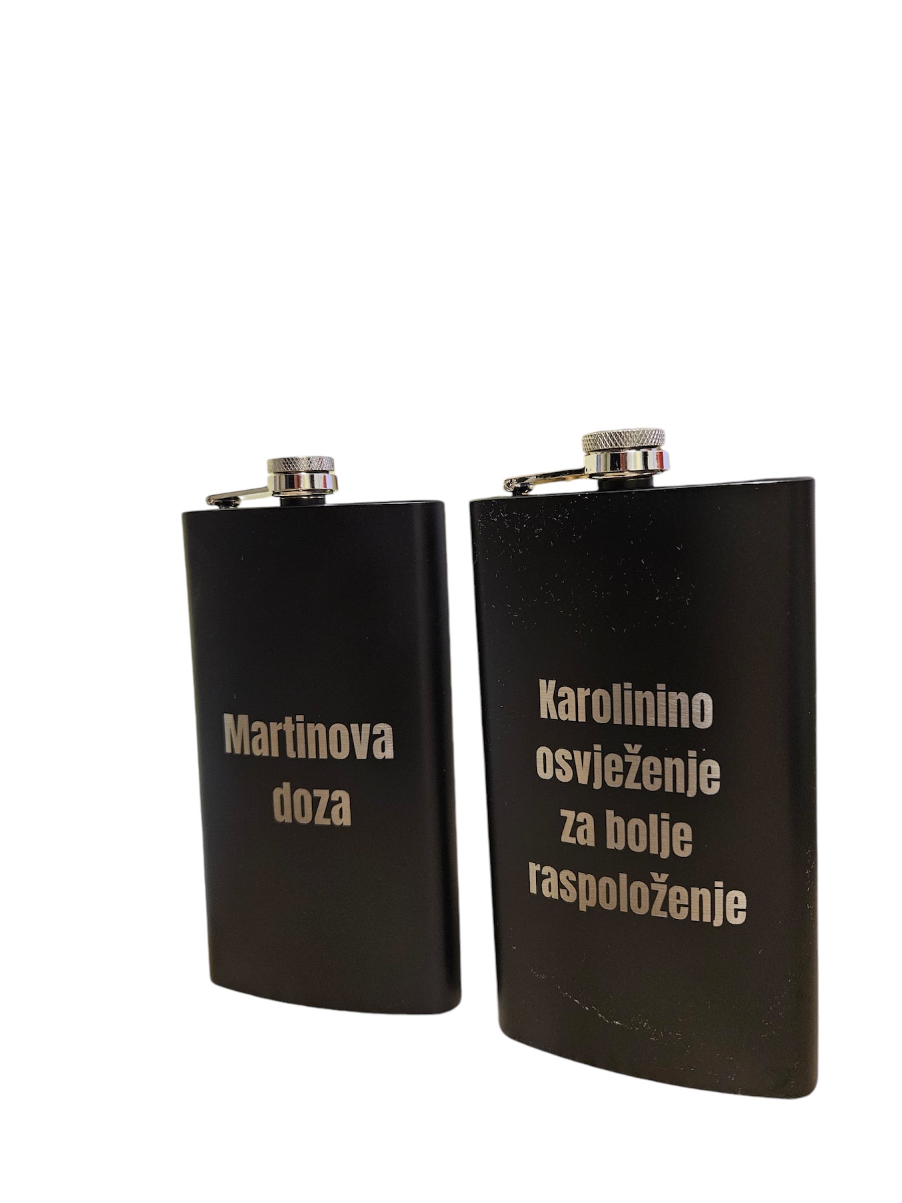 Graviranje natpisa na čuturicama